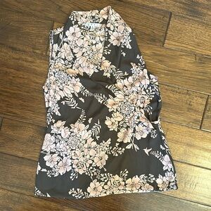Cabi lovely blouse!